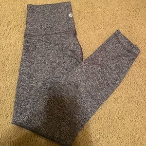 NWOT Lululemon Wunder Under Leggings 25” Size 6